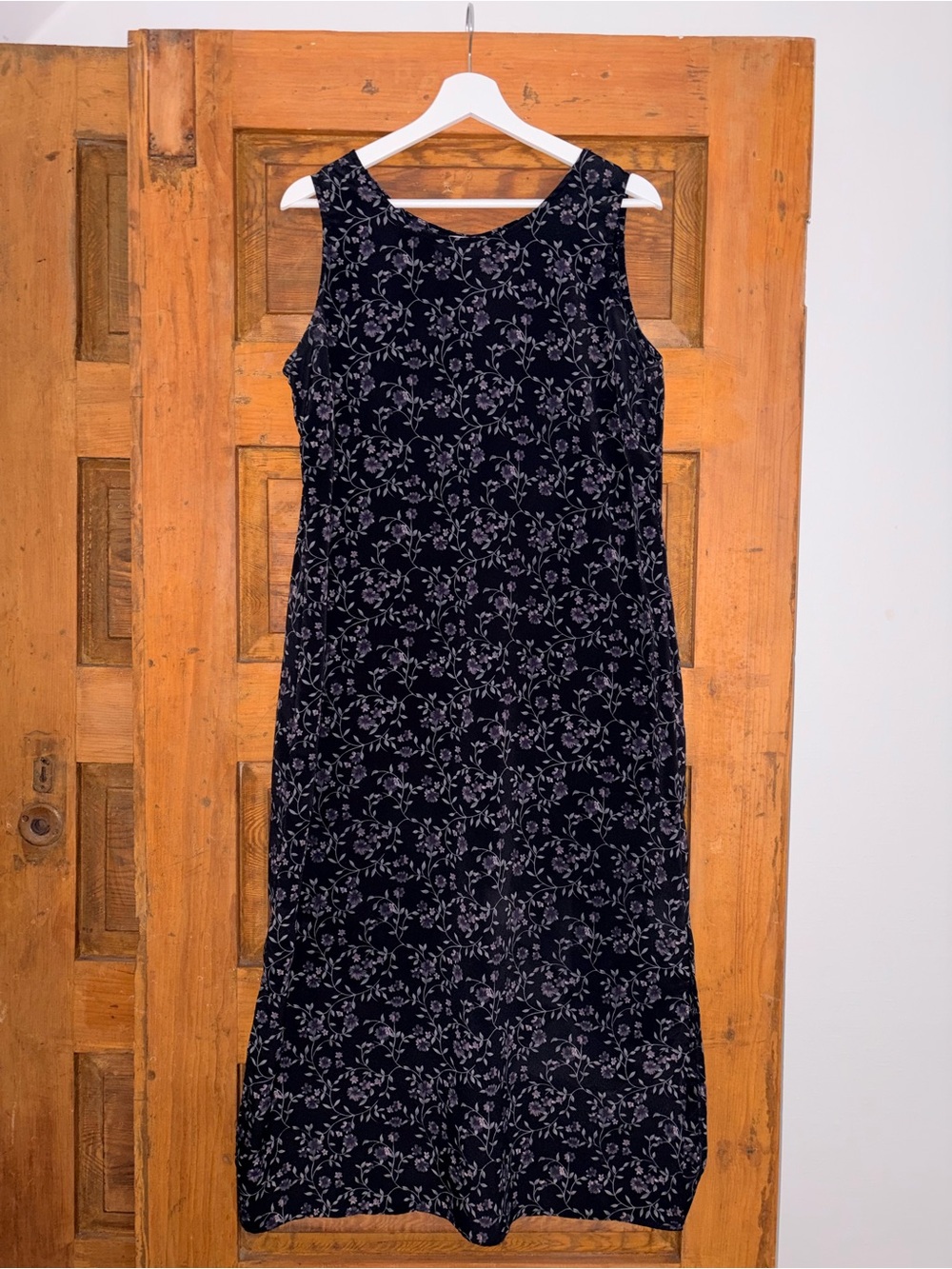 Sleeveless Black Floral Maxi Dress